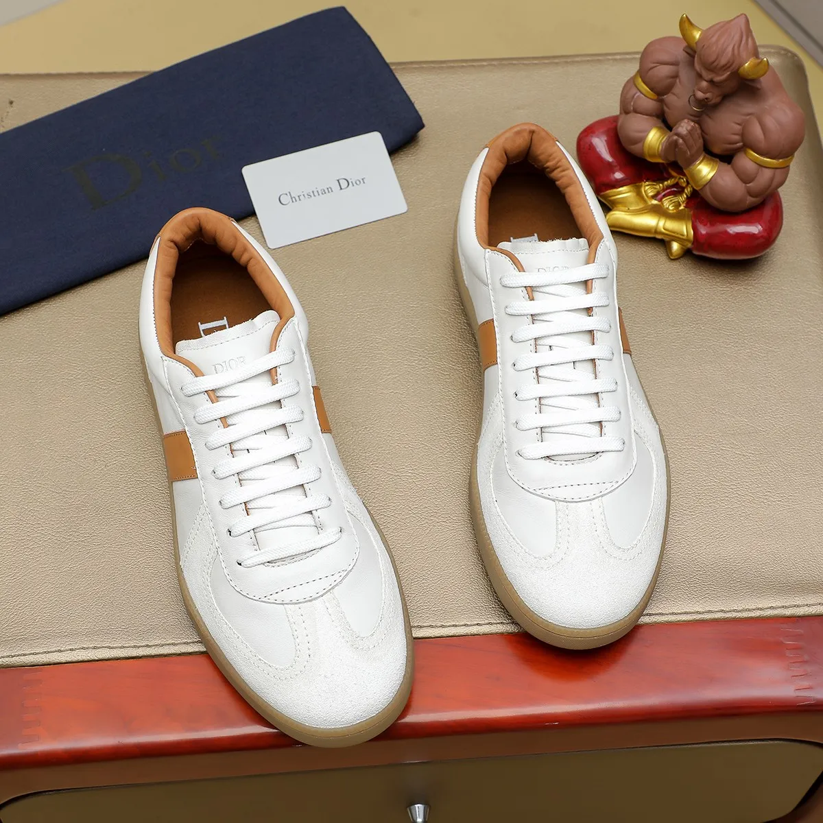Men's clothing and shoes 💰540 💰🔥[Dior] High-end top-notch 🔝 purchasing agent 🔍🔍The latest 🇺🇸 counters are on sale simultaneously, original Italian calfskin (high-end, extravagance, and grade) with exquisite workmanship (cowhide Inner lining) Sole: Original sole provided by the original factory ⚠️Outsole. Comfortable, wear-resistant, non-slip, real-life photo🎬The real thing is more beautiful🔍Color: 4 colors available💕💕Number of yards: 39-44...